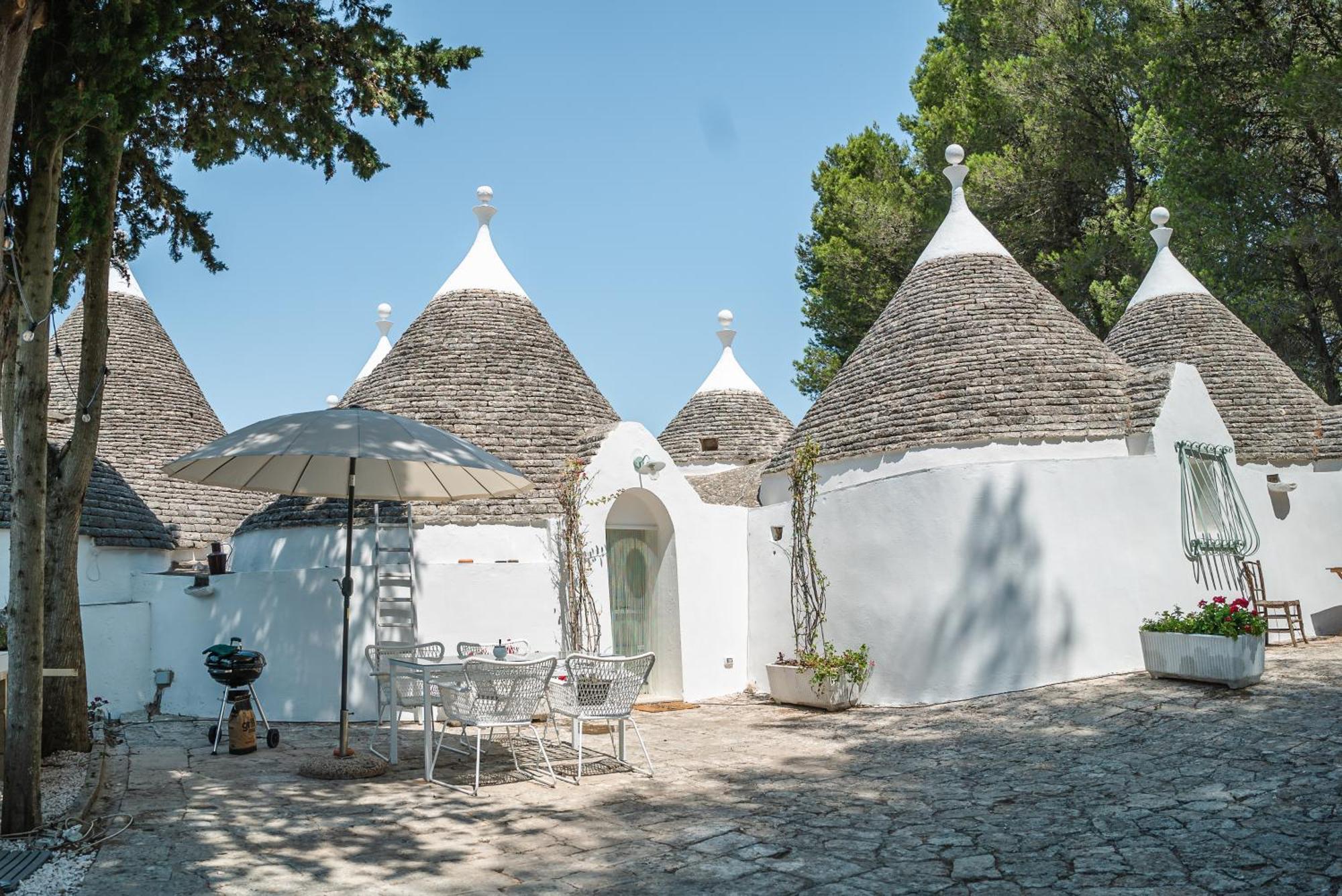 19 Secolo - Trulli Con Foresta, Bici E Barbecue Cisternino Extérieur photo