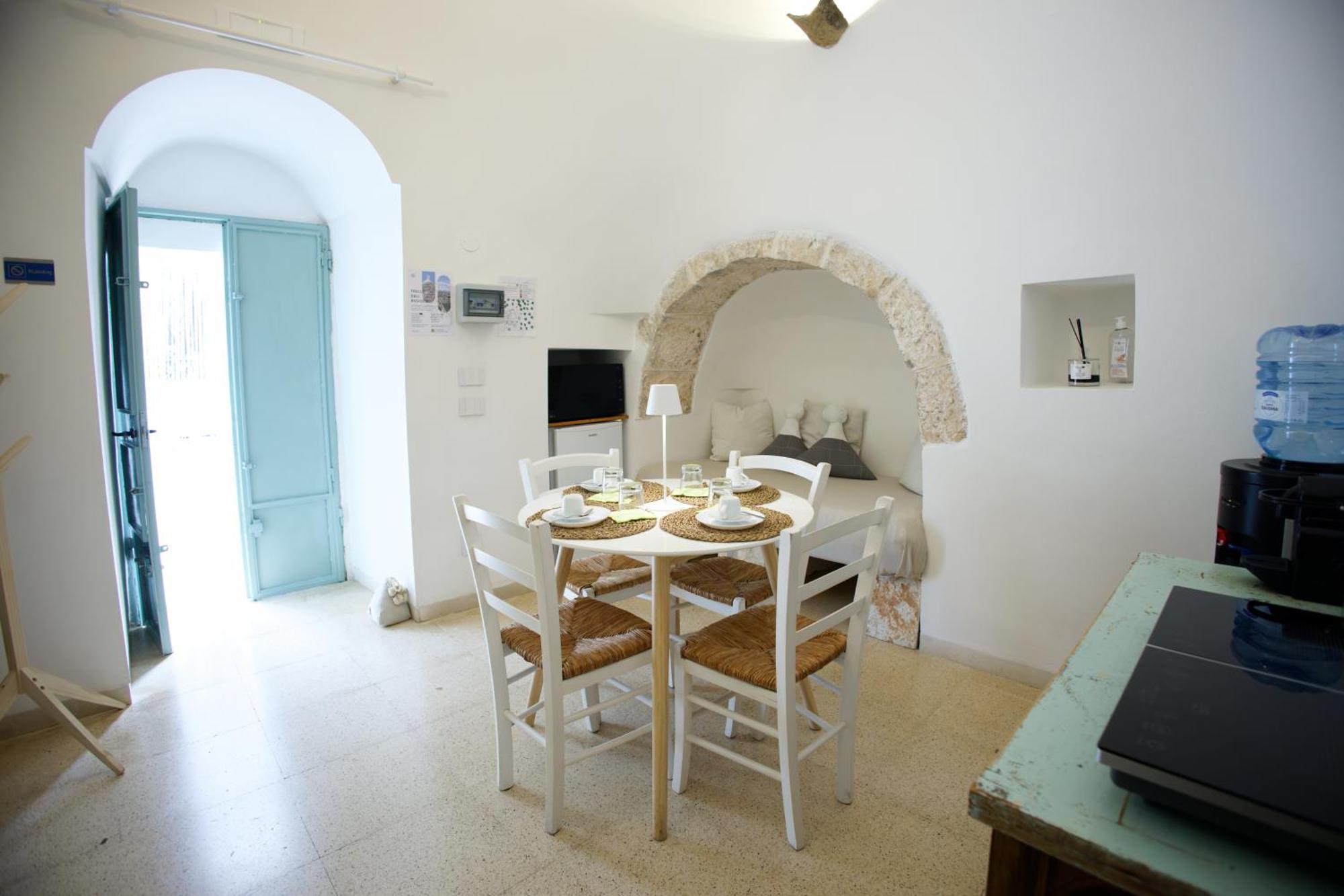 Ad Un Passo Da Cisternino - Trulli Con Foresta, Bici E Barbecue Extérieur photo