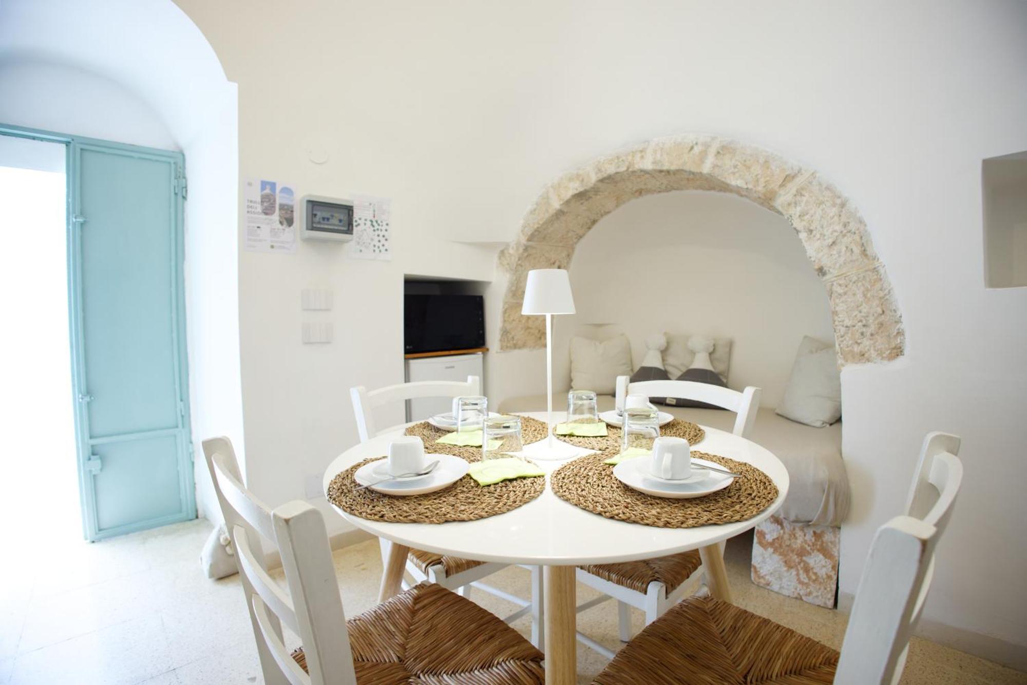 19 Secolo - Trulli Con Foresta, Bici E Barbecue Cisternino Extérieur photo